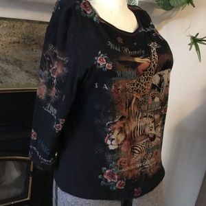 Black tee with wild animals