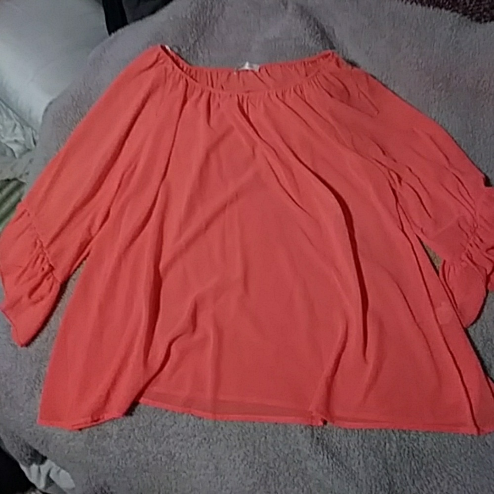 Ruffle top