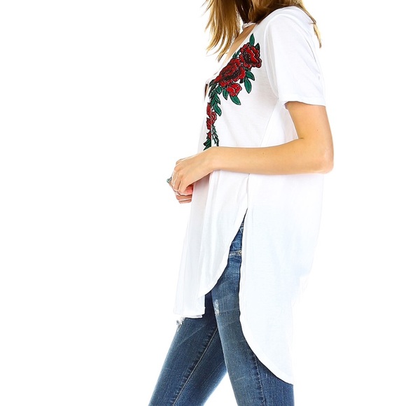 ‼️Clearance LAST Distressed Rose Tunic - Picture 2 of 8