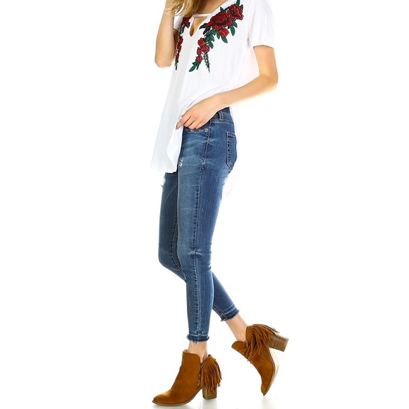 ‼️Clearance LAST Distressed Rose Tunic - Picture 4 of 8