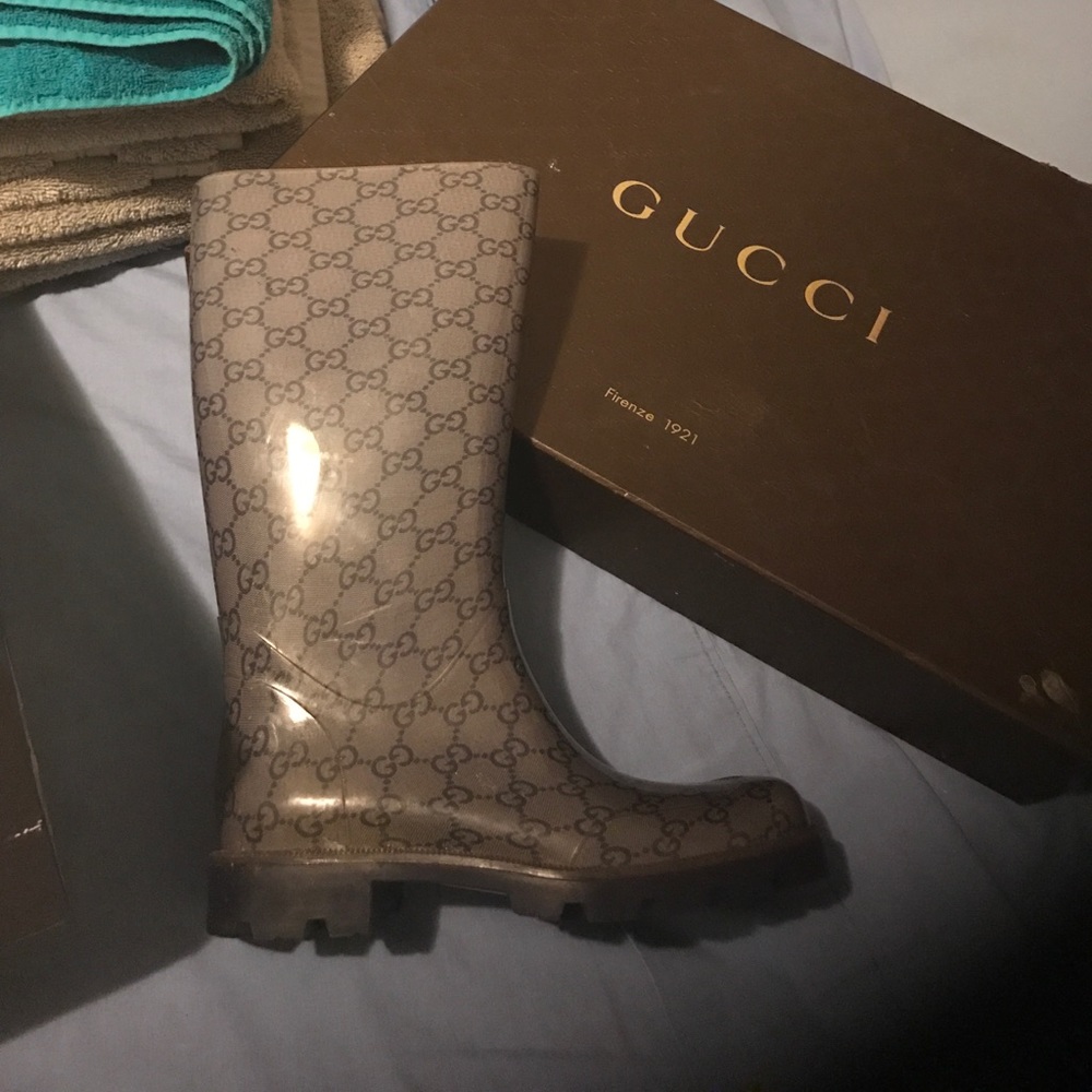 Gucci boots