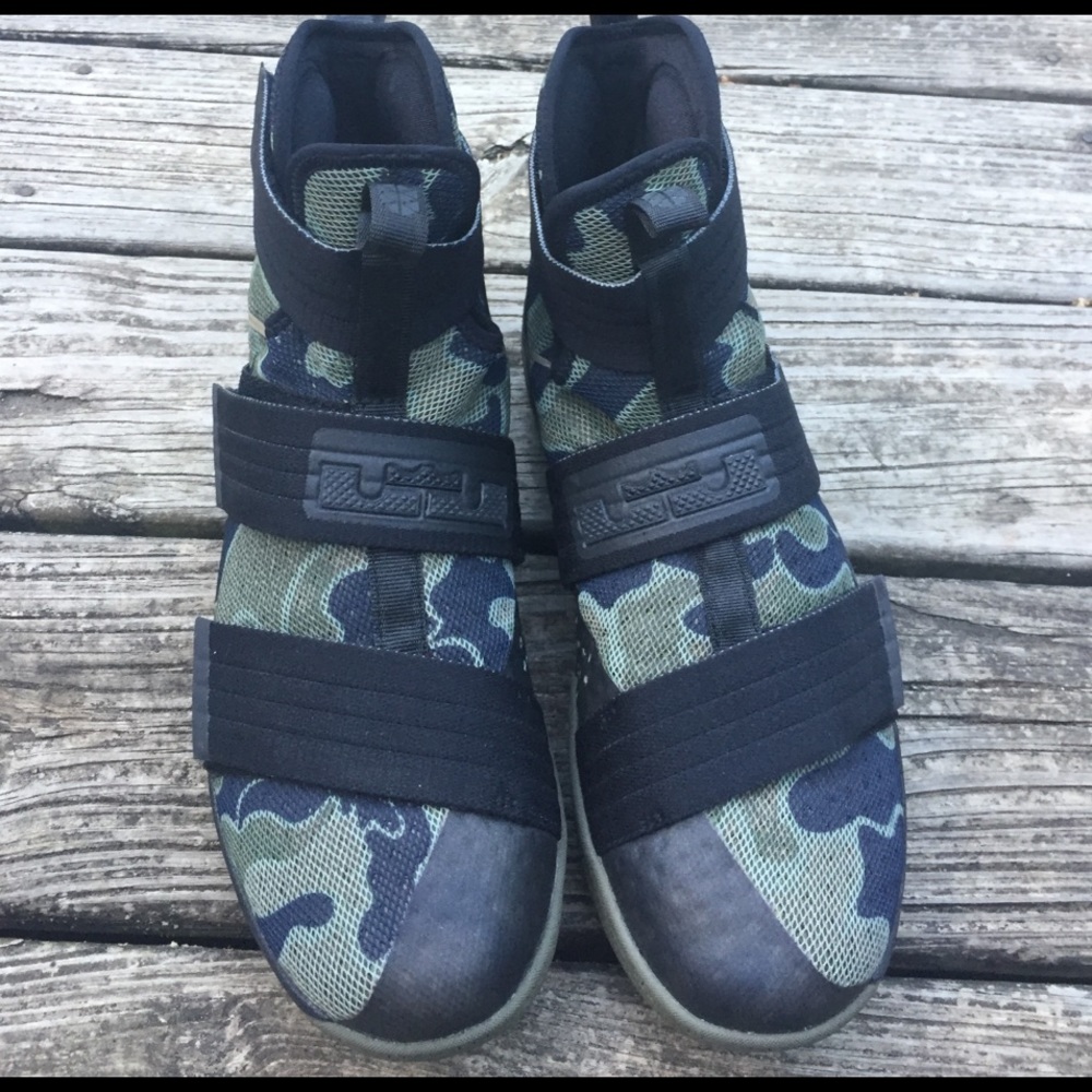 Nike Lebron Soldier 10