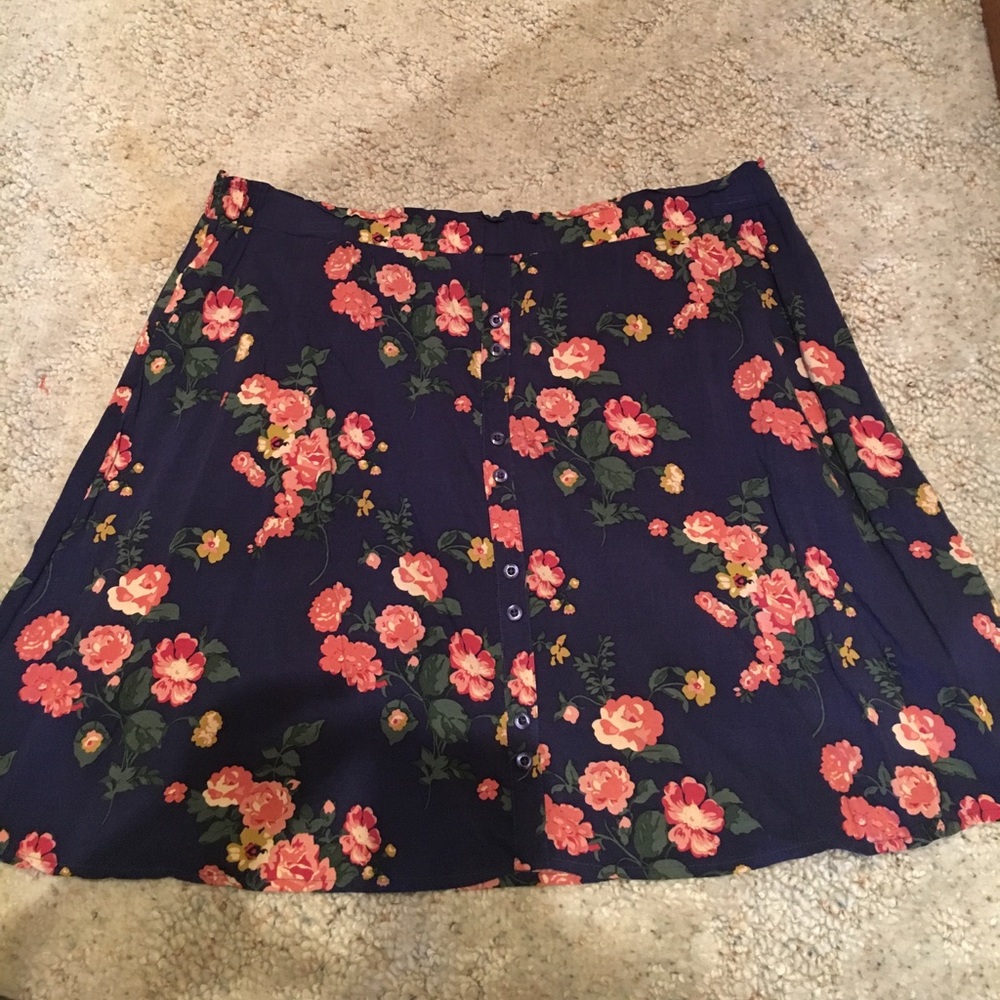 Elastic Waist Floral Skirt