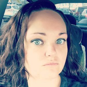 Meet your Posher, Alicia