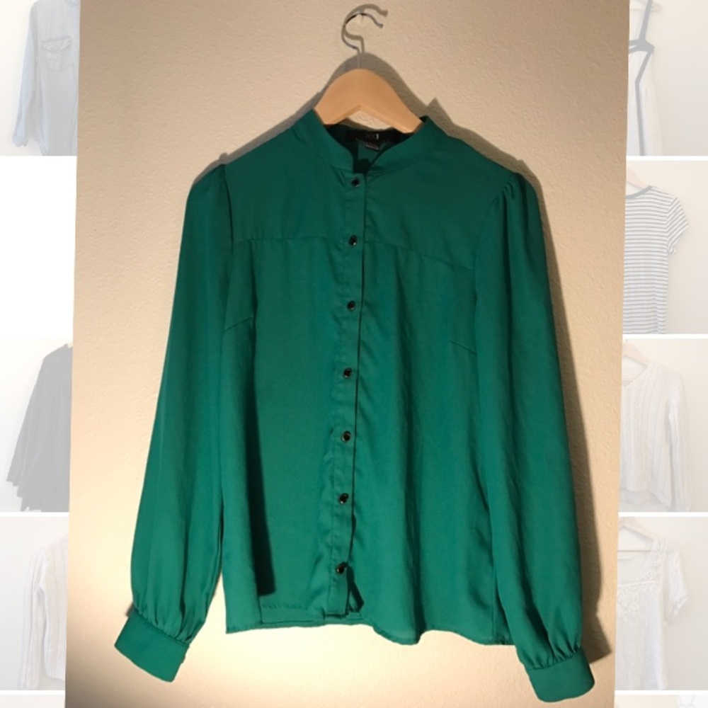 Pretty green blouse