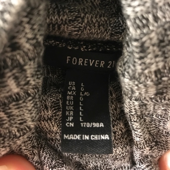 Turtle neck dress - Picture 2 of 4