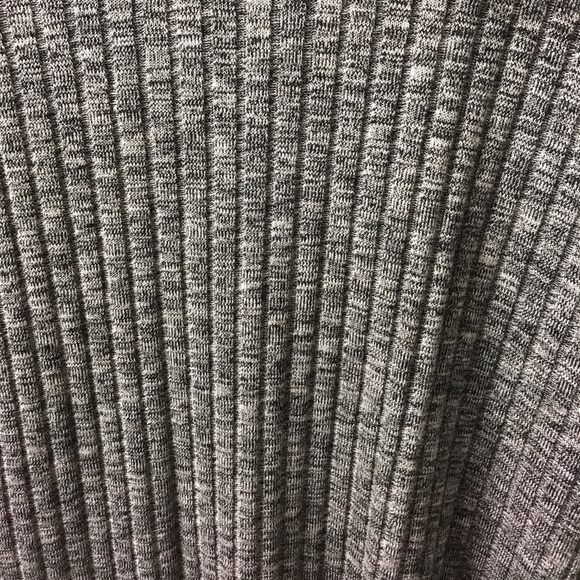 Turtle neck dress - Picture 3 of 4