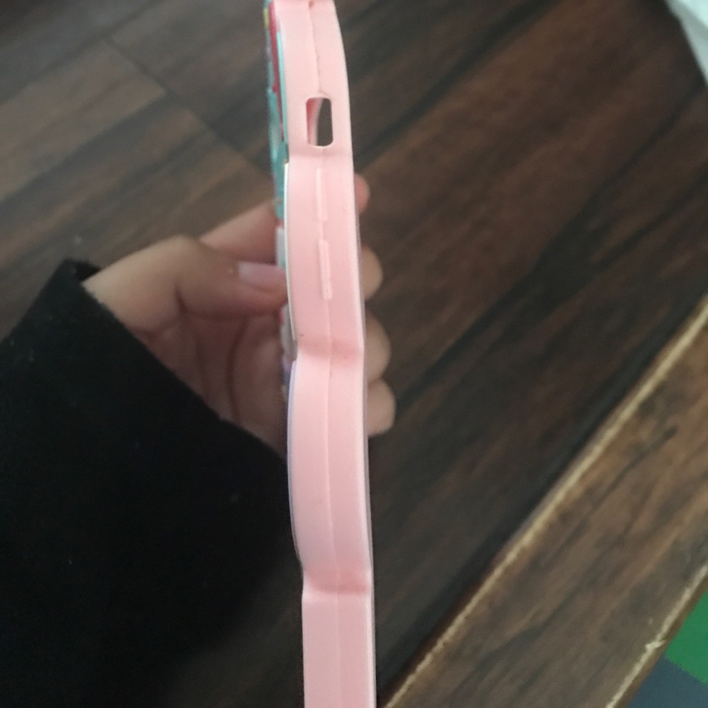 iPhone 6 Plus case. - Picture 4 of 5