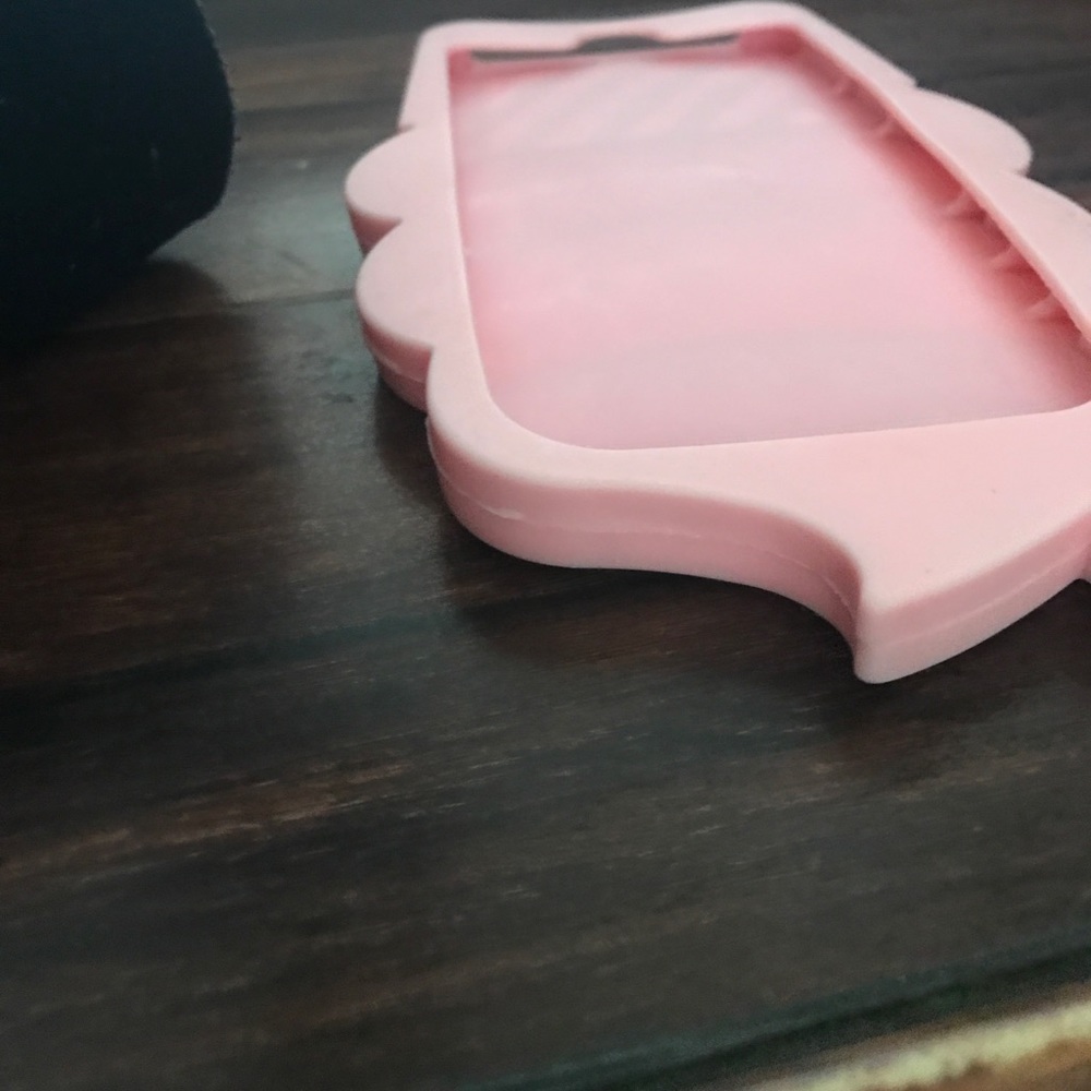 iPhone 6 Plus case. - Picture 5 of 5