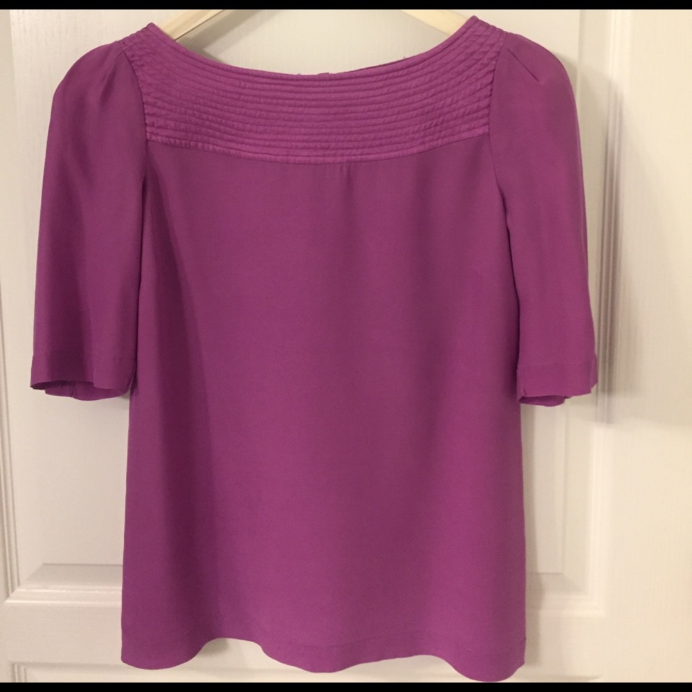 Banana Republic Silk boatneck top SMALL