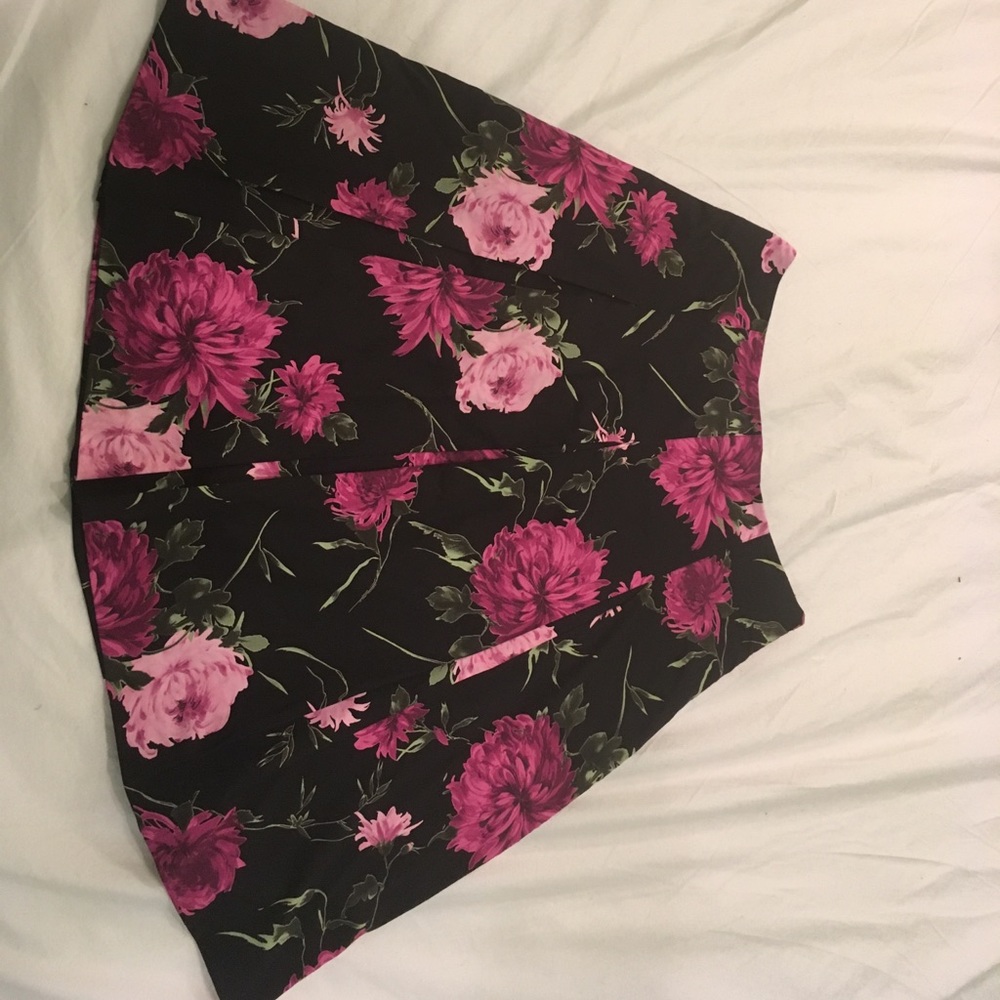 LAST CHANCE ~ Floral A line skirt