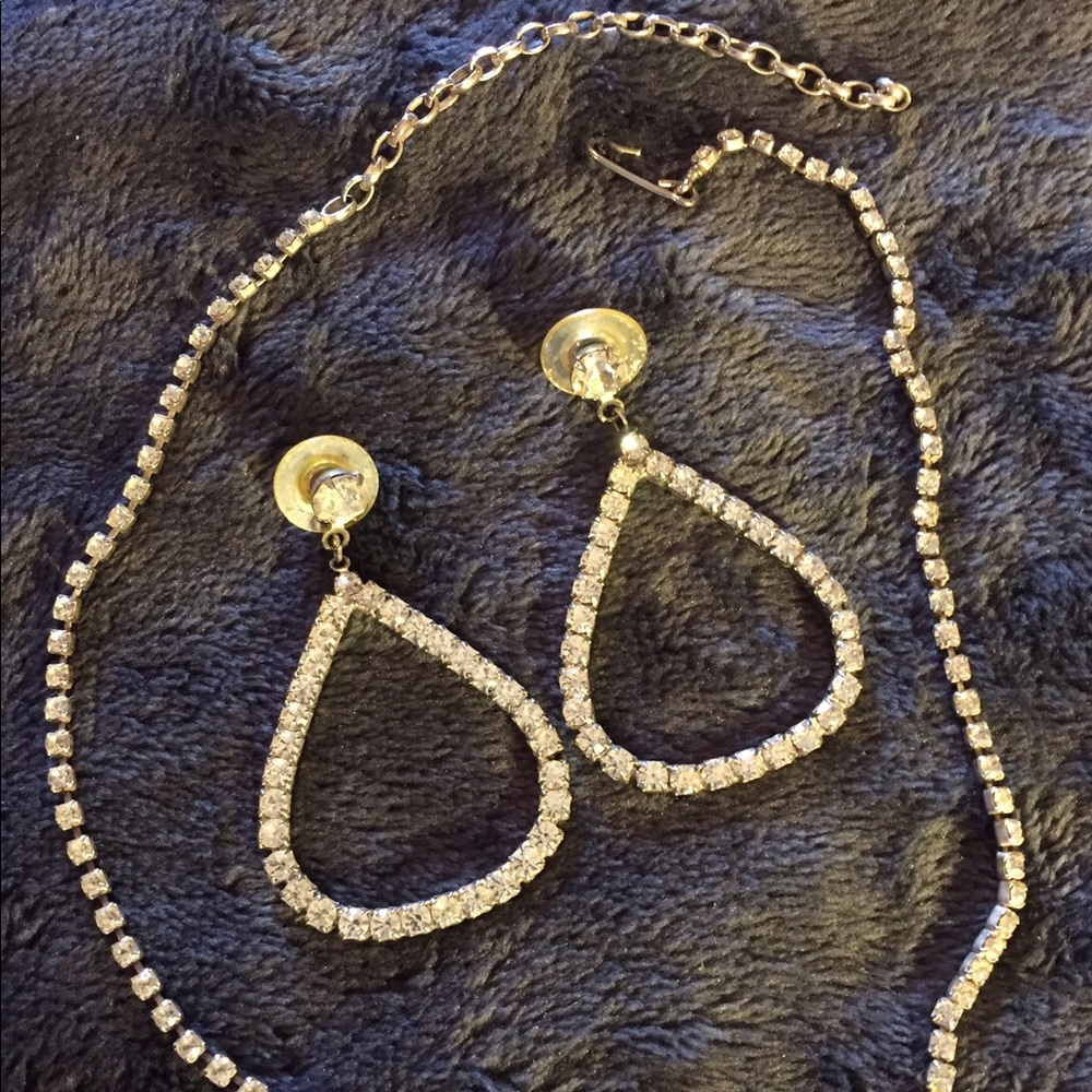 Rhinestone Earring & Necklace Set