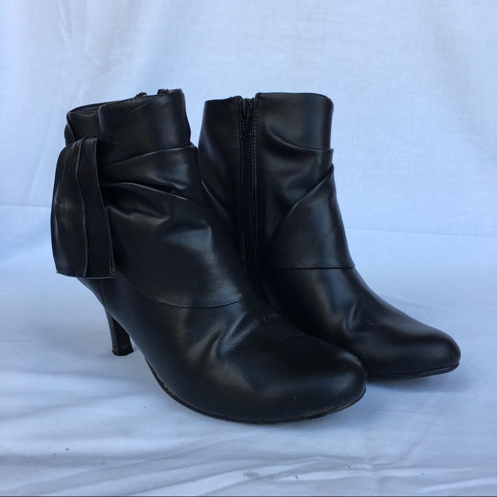 MixIt Black Booties