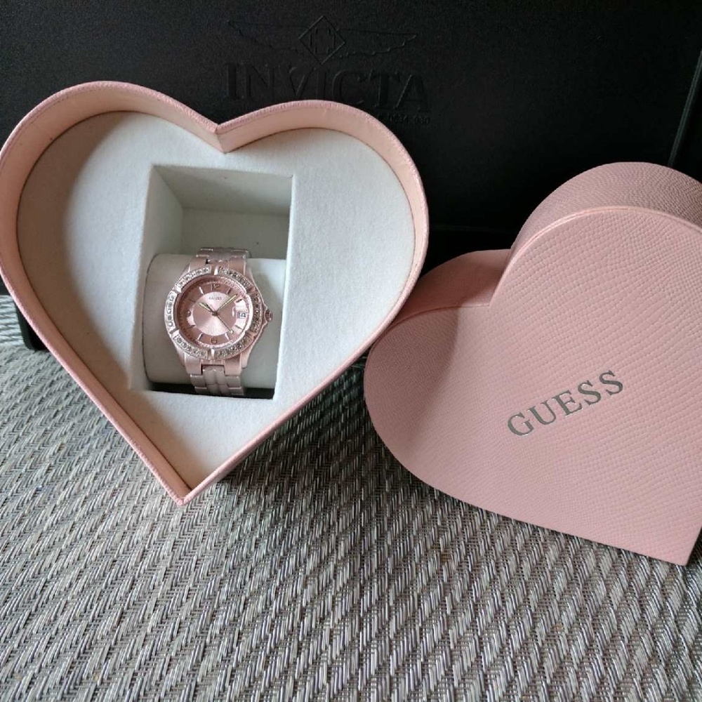 Guess watch, Women's Pink Aluminum Bracelet