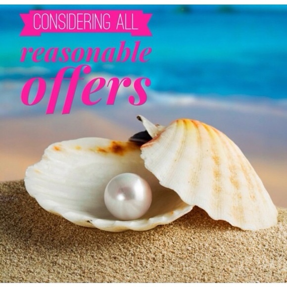 PLEASE SHARE🙏🎈 SALE🎈5 STAR CLOSET‼️😀 - Picture 4 of 5