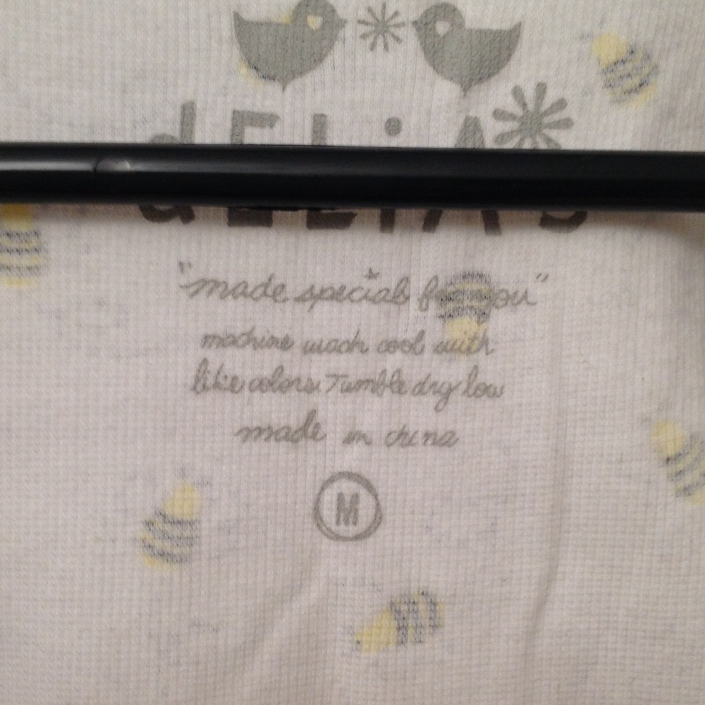 Bee Tank Top - Picture 3 of 4