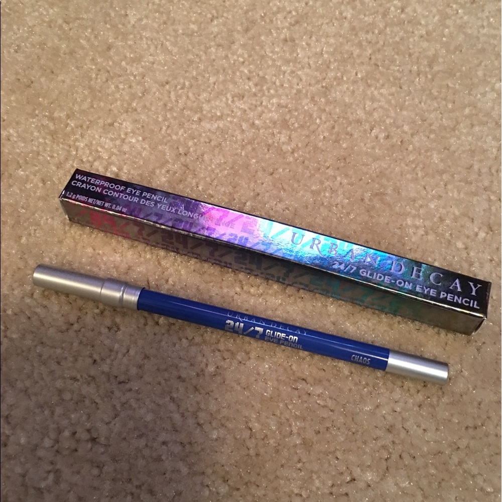 Urban Decay 24/7 liner in Chaos