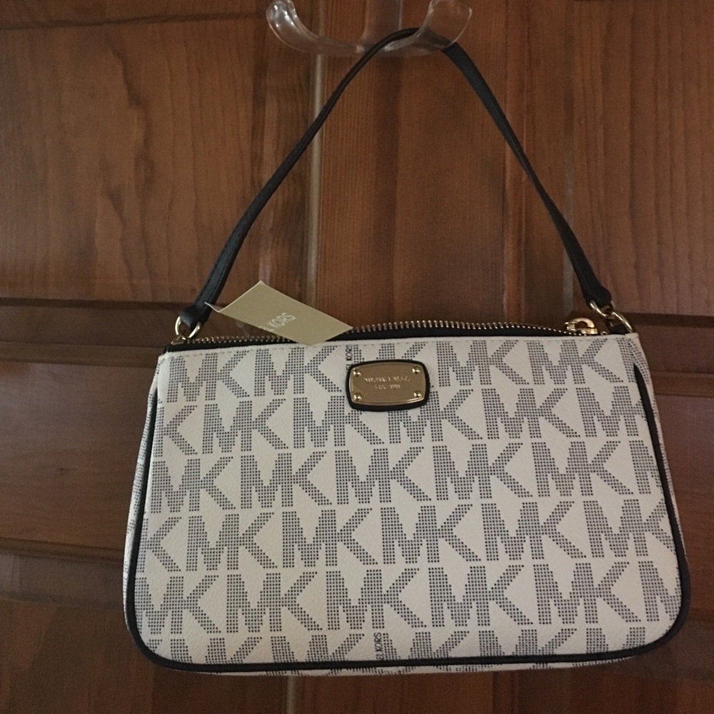 Tracey let MK purse in white and navy, brand new