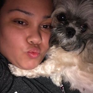 Meet your Posher, Vanessa