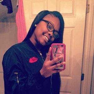 Meet your Posher, Jada