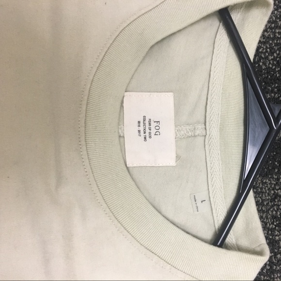 Fear Of God - collection two - Large Cream T-shirt - Picture 3 of 3