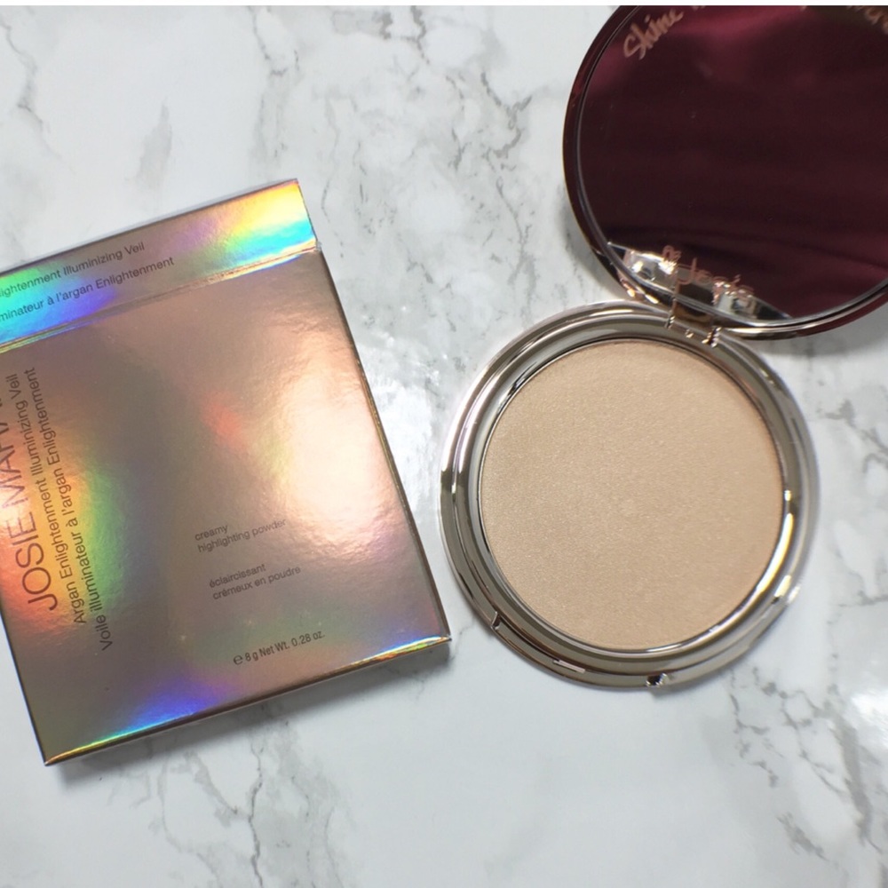 Josie Maran Argan Enlightenment Illuminizing Veil