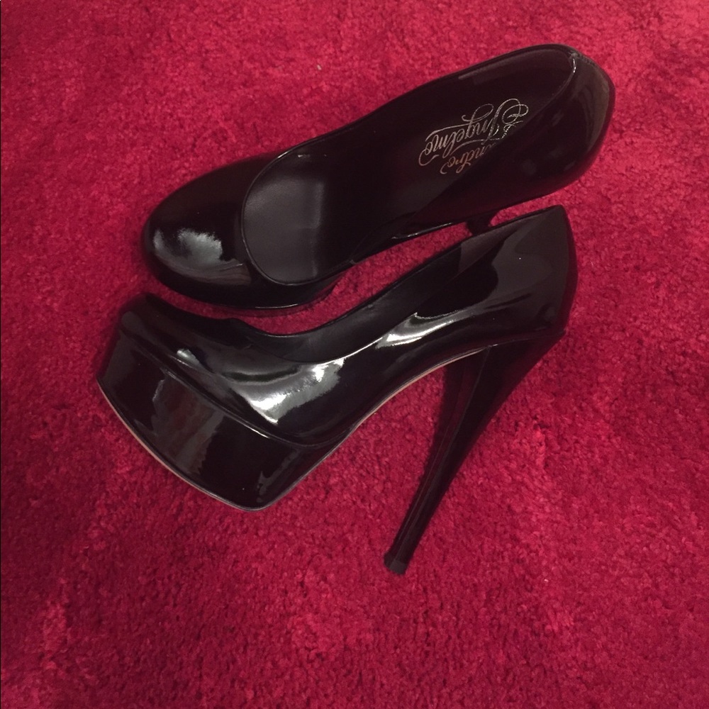 Alejandro Ingelmo Sophia Pumps, Black, Size 38