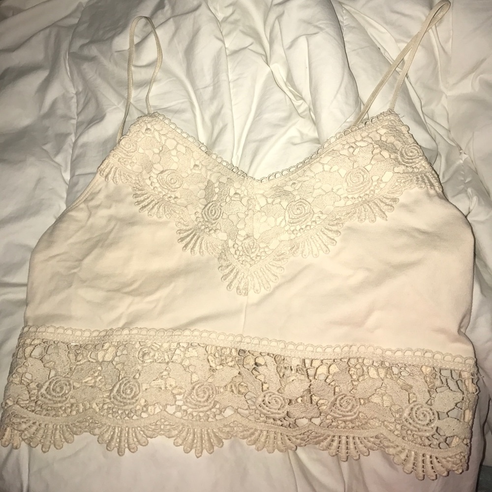 Crotchet crop top / brallette from top shop:)
