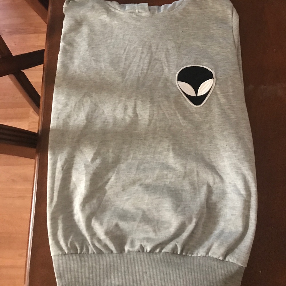 I heart raves alien sweater