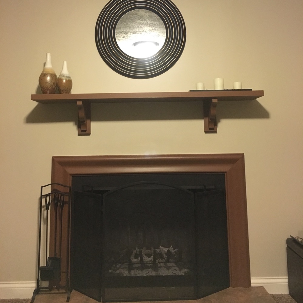 Meet your Posher, Adrianne