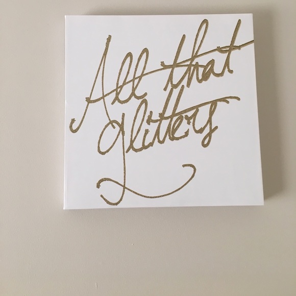 Meet your Posher, Adrianne - Picture 2 of 2