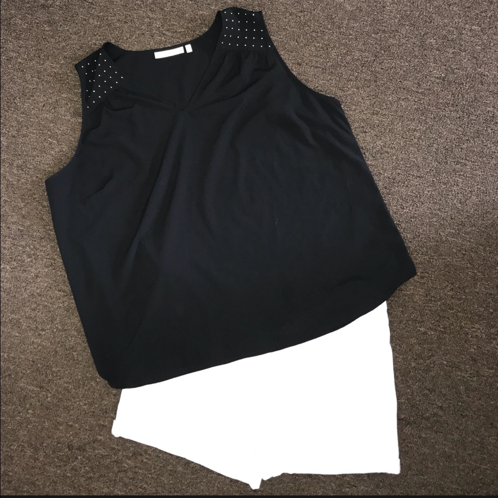 Sleeveless top with gold beads