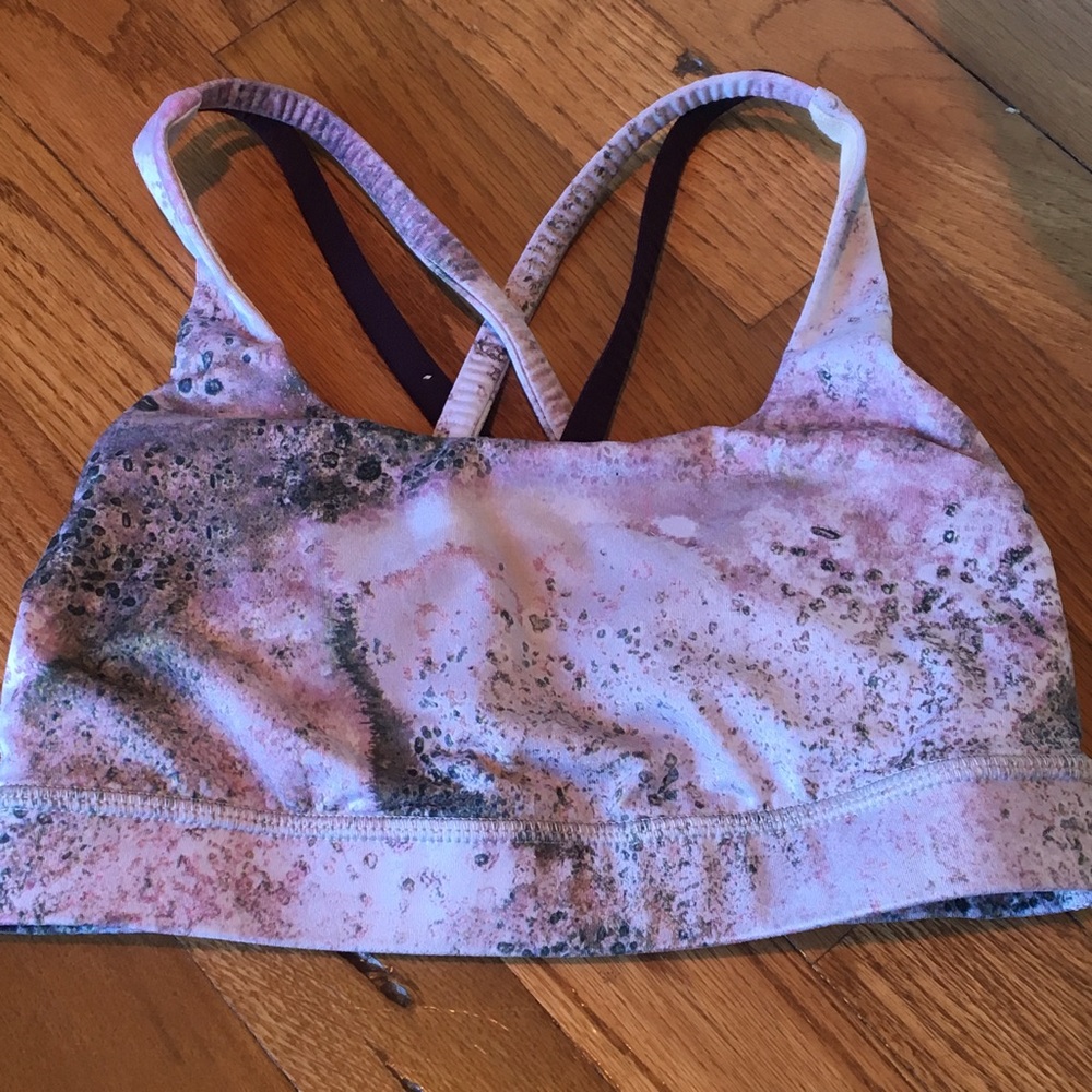 Lululemon sport bra