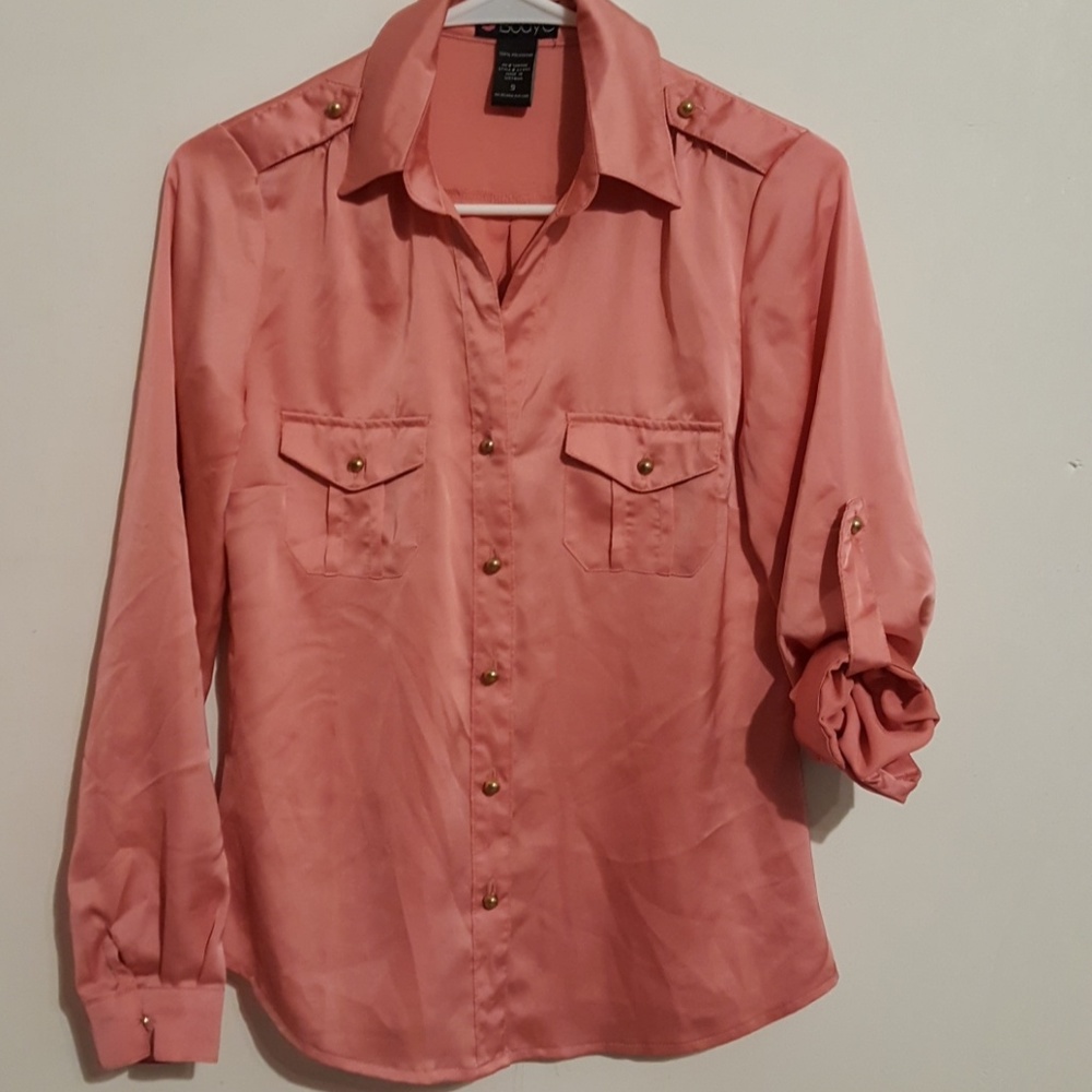 Juniors pink blouse