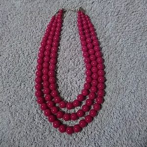 Simple statement necklace