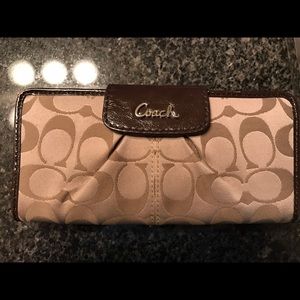 Coach Ashley Sateen khaki/mahogany wallet