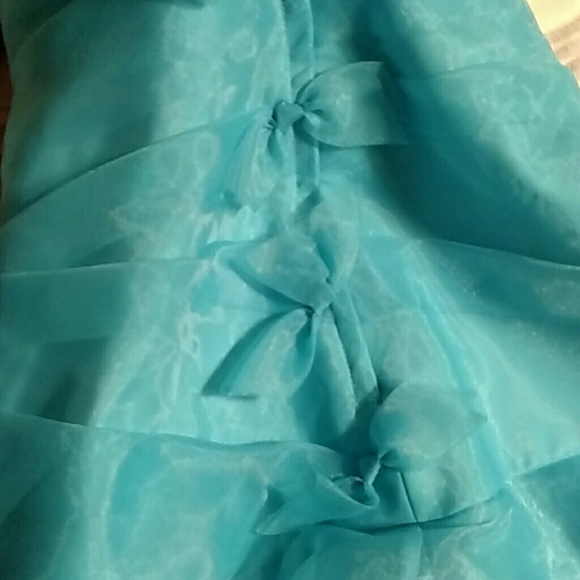 Beautiful blue strapless dress - Picture 4 of 4