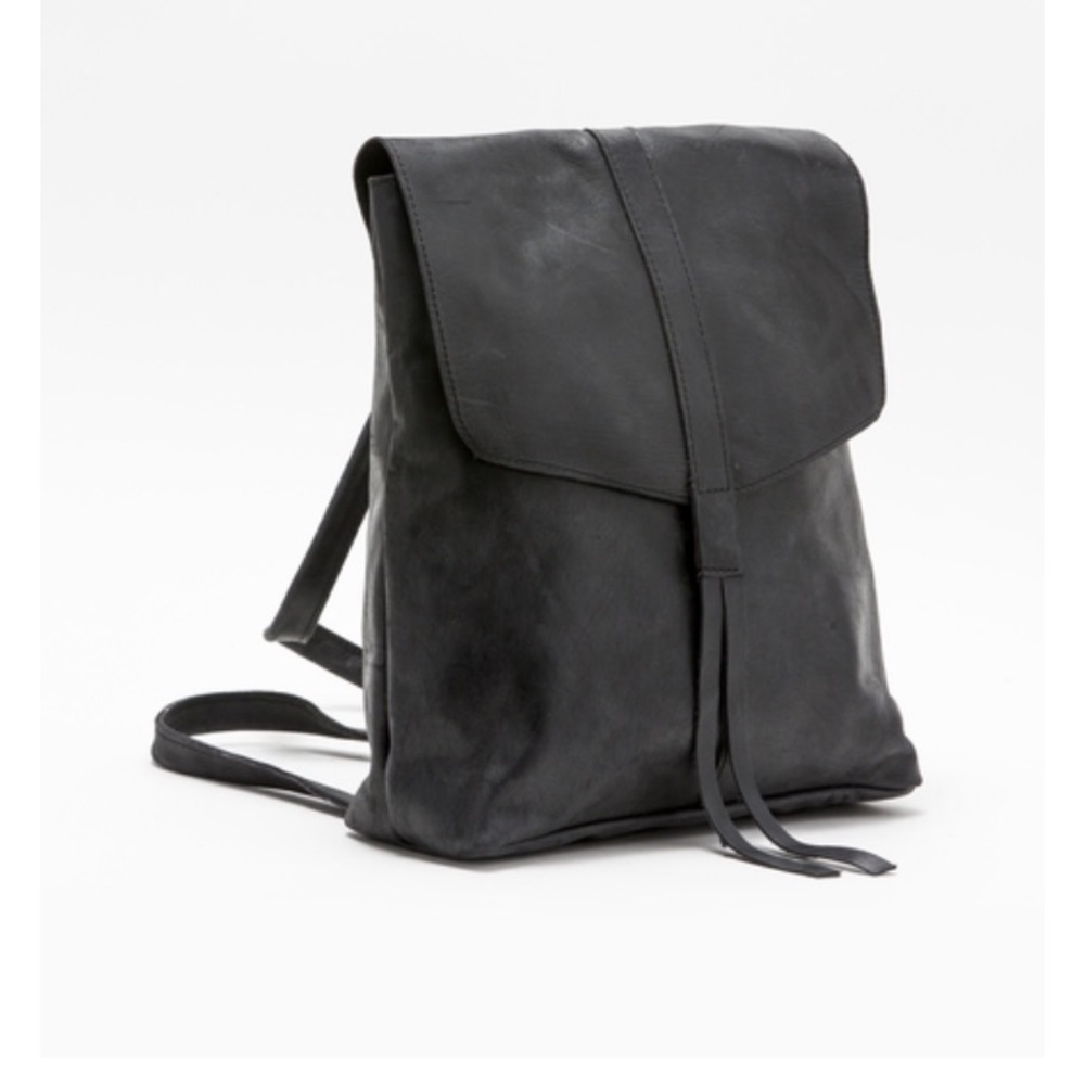 Yami leather backpack