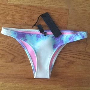 Bikini bottoms