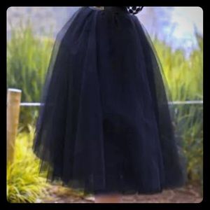 PLUS SIZE (2X) BLACK TUTU/BALLERINA SKIRT