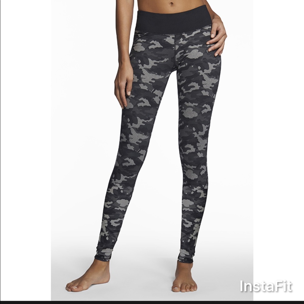 Fabletics camo leggings
