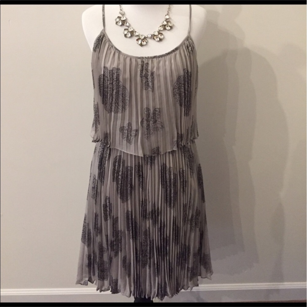 Halston NWT pleated cocktail dress