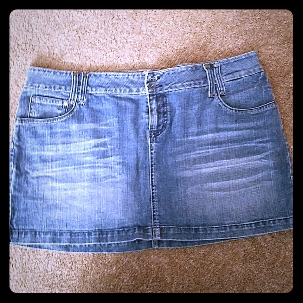 Plus size jean skirt
