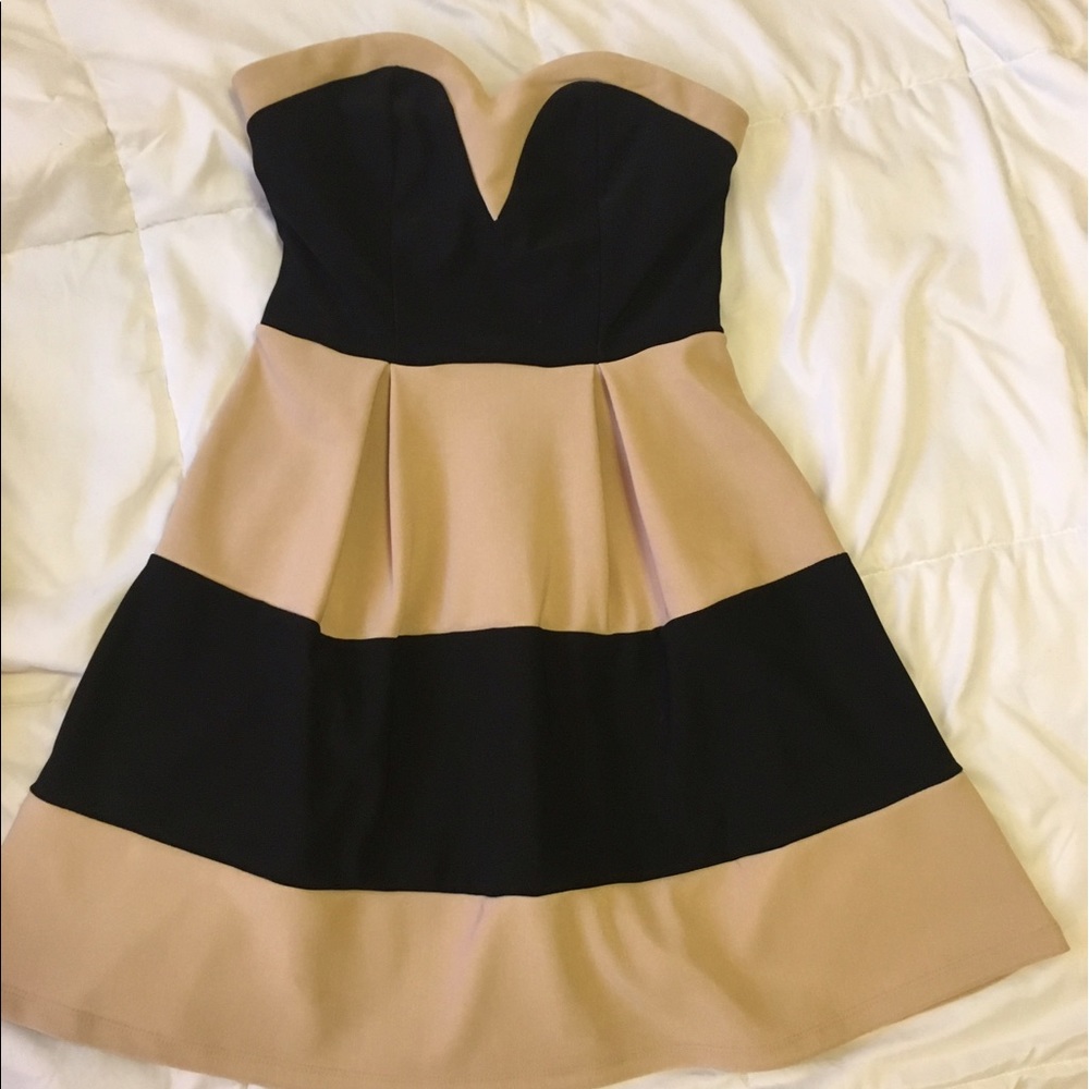 beige and black windsor dress