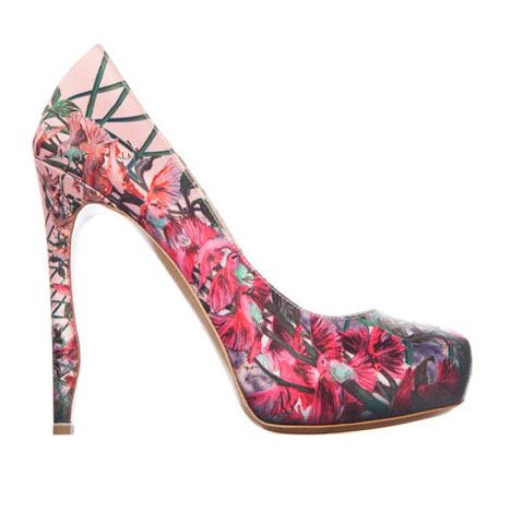 Nicholas Kirkwood heels