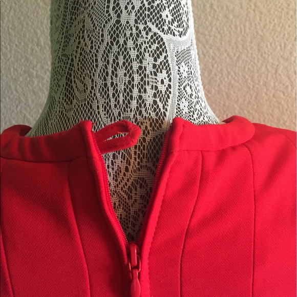 Beautiful red H&M dress ❤️💃🏻👠🌹 - Picture 3 of 7