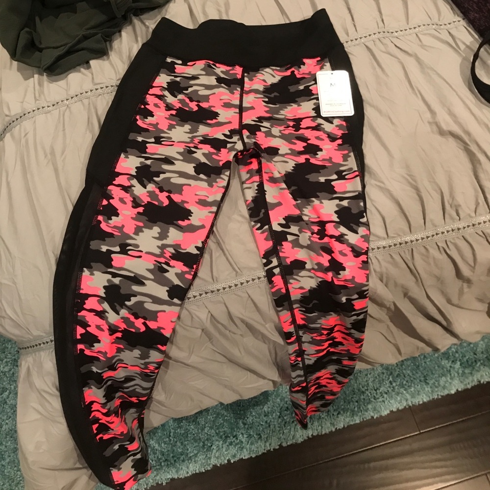 Workout tights / yoga pants