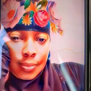 Meet your Posher, Khadijah