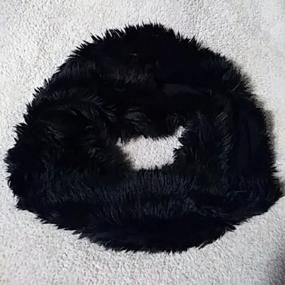 Infinity scarf