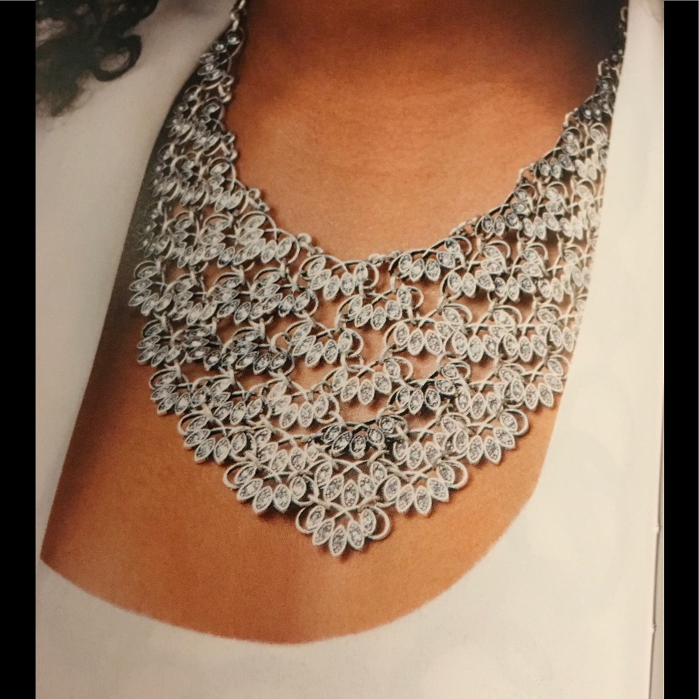 "RUFFLES" NECKLACE